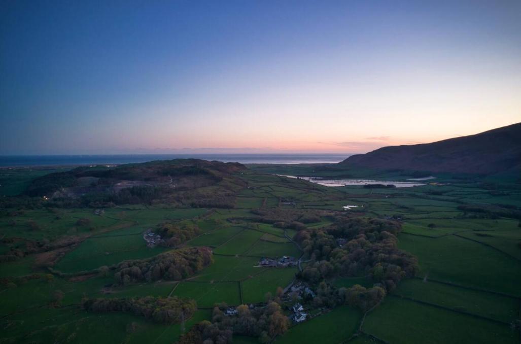 Luxurious Cottage With Hot Tub, Lake District Duddon Exteriér fotografie